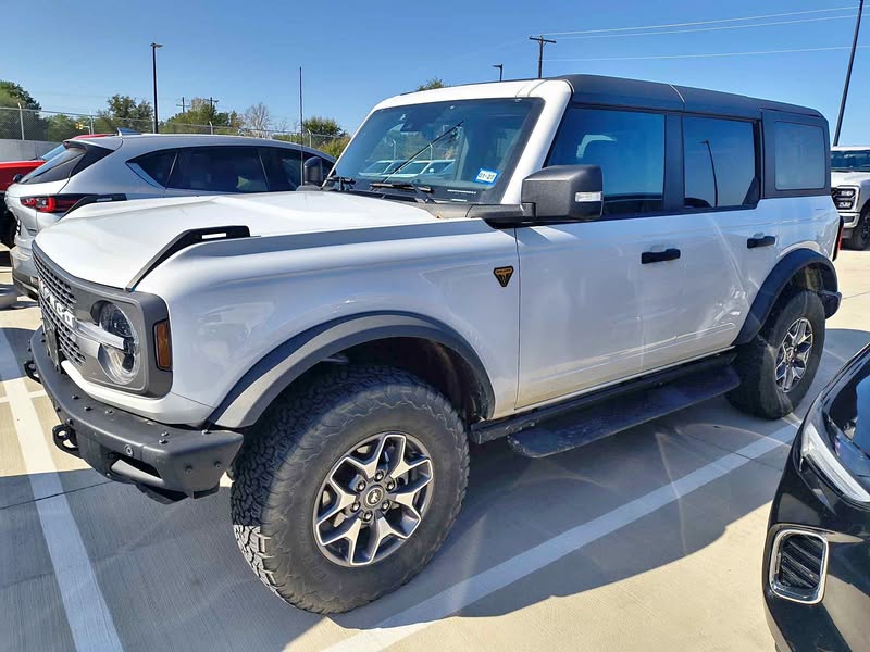 2024 Ford Bronco - Badlands Sport Utility 4D