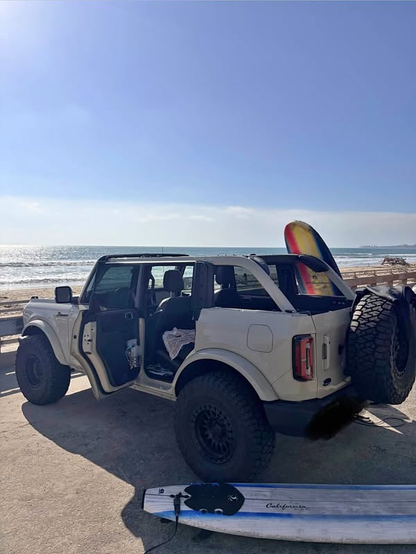 2025 Ford Bronco - Outer Banks Sport Utility 4D