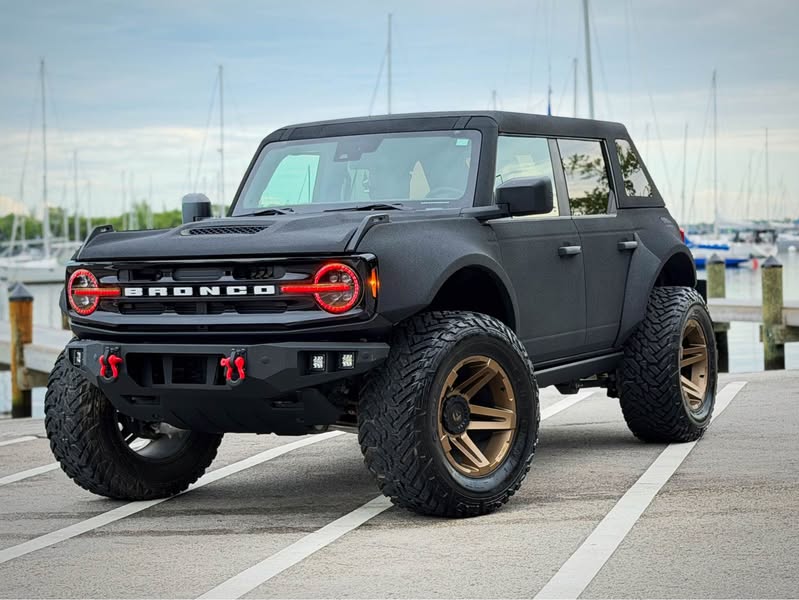 2023 Ford Bronco - SoFlo Widebody 2.7 V6 330hp