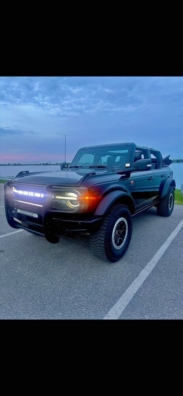 2021 Ford Bronco - Badlands Sport Utility 4D