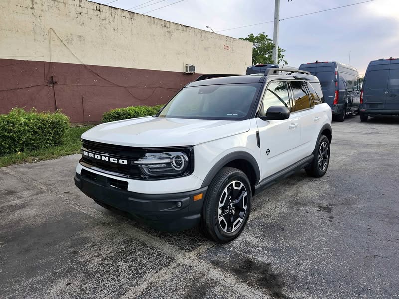 2023 Ford Bronco - Outer banks