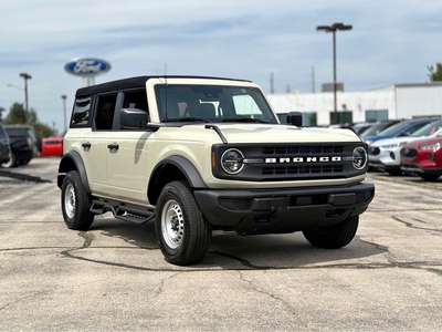 2025 Ford Bronco Base