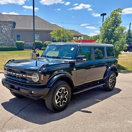 2024 Ford bronco outer banks