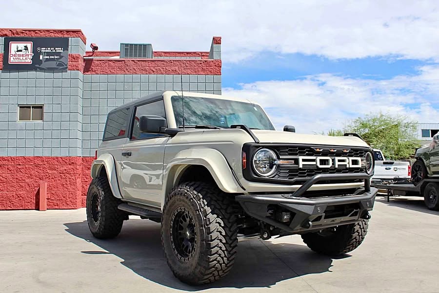2025 Ford Bronco - Sport Utility 2D