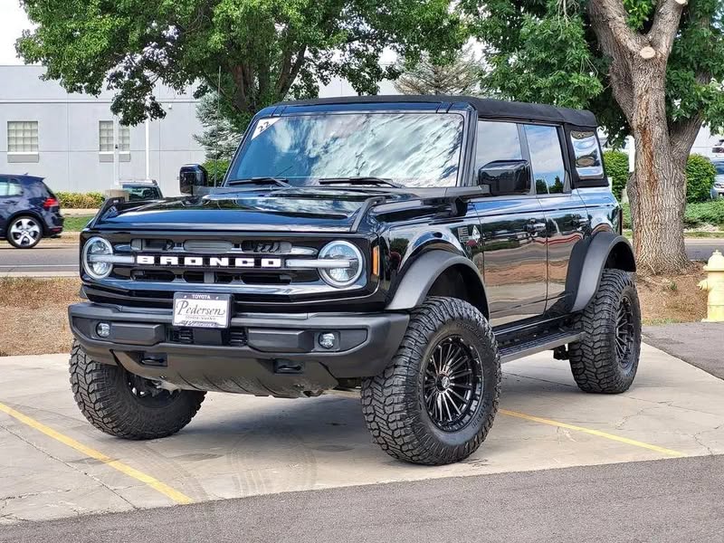 2022 Ford Bronco Outer Banks