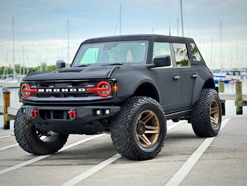 2023 Ford BRONCO SOFLO