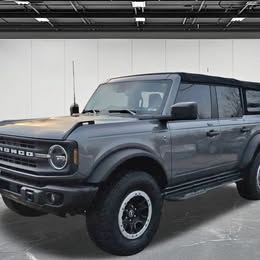 2022 Ford Bronco 4-Door Black Diamond  45889 Miles