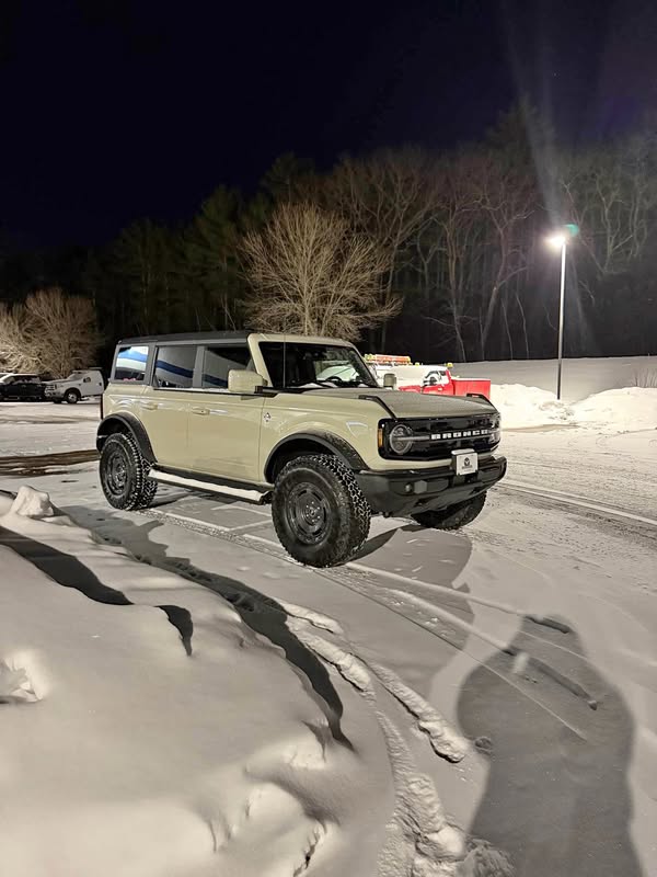 2025 Ford Bronco - Outerbanks