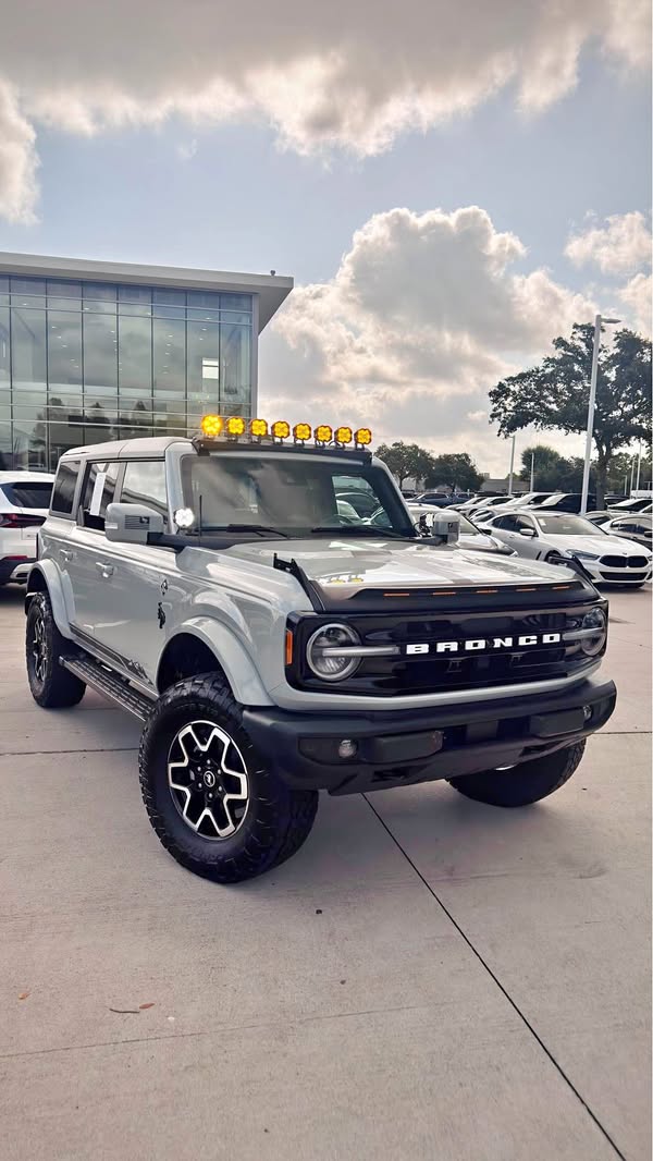 2024 Ford Bronco - Outer Banks Sport Utility 4D