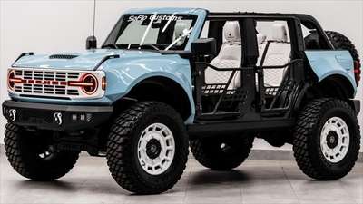 2024 Ford Bronco CUSTOM WIDEBODY