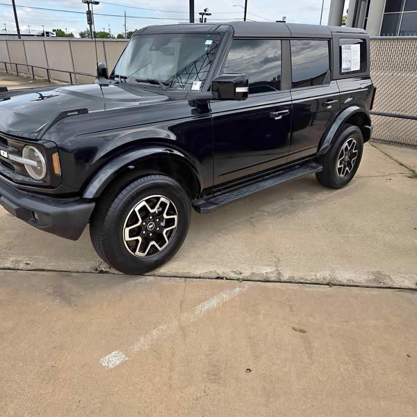 2021 Ford Bronco - Outer Banks Sport Utility 4D