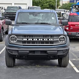 2025 Ford Bronco Base
