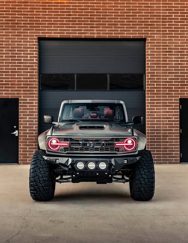 2024 Ford Bronco - Badlands Sport Utility 4D