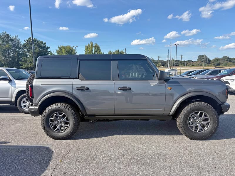 2025 Ford Bronco - Badlands Sport Utility 4D