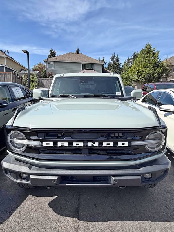 2024 Ford Bronco - OUTER BANKS