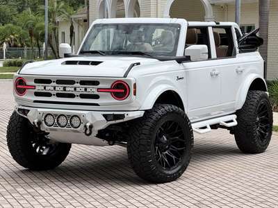 2025 Ford Bronco V6 Outer Banks Luxury Package Custom Lifted