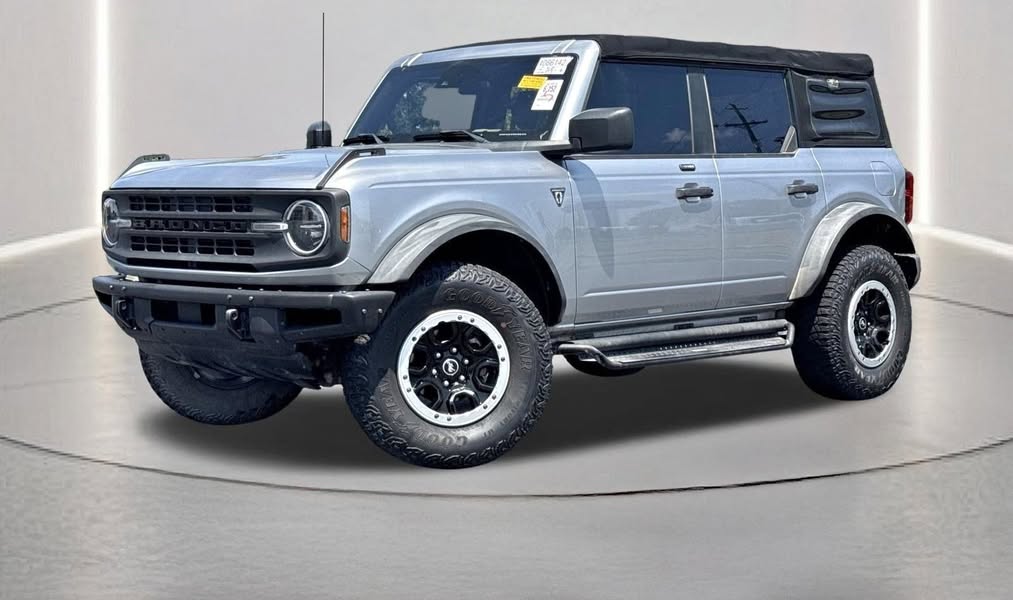 2021 Ford Bronco Base \ud83e\udd18 64723 Miles