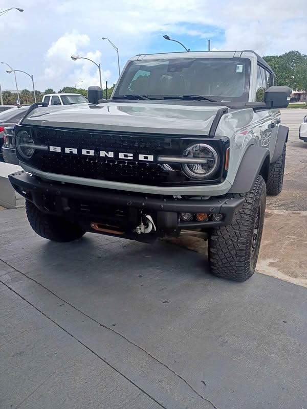 2022 Ford Bronco - Wildtrak Sport Utility 4D
