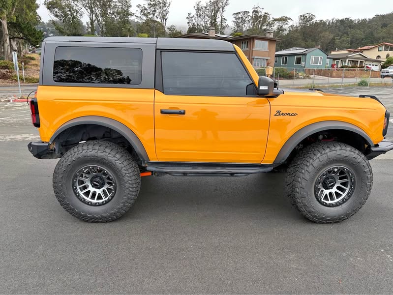 2022 Ford Bronco - Badlands Sport Utility 2D