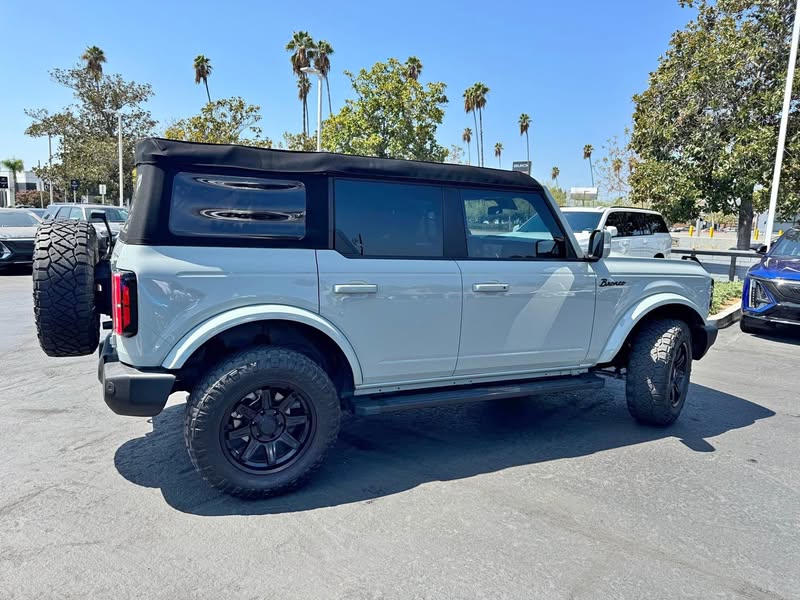 2023 Ford Bronco - Outer Banks Sport Utility 4D