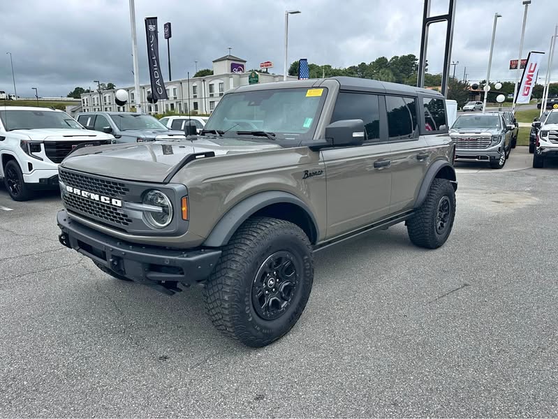 2025 Ford Bronco - Badlands Sport Utility 4D