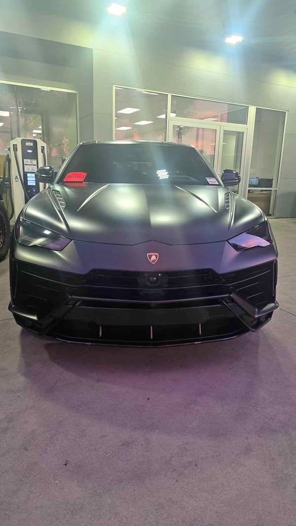 2024 Lamborghini Urus - Sport Utility 4D