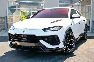 2024 Lamborghini Urus - Performante