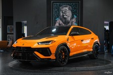 2023 Lamborghini Urus Performante in Arancio Borealis, $350K MSRP + Exposed