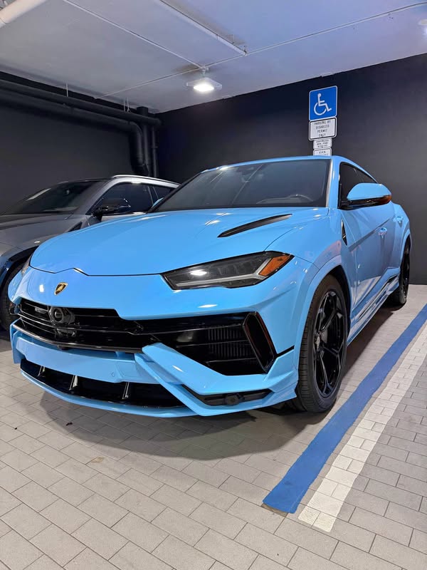 2024 Lamborghini Urus - Sport Utility 4D