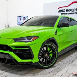 2022 Lamborghini Urus Pearl Capsule