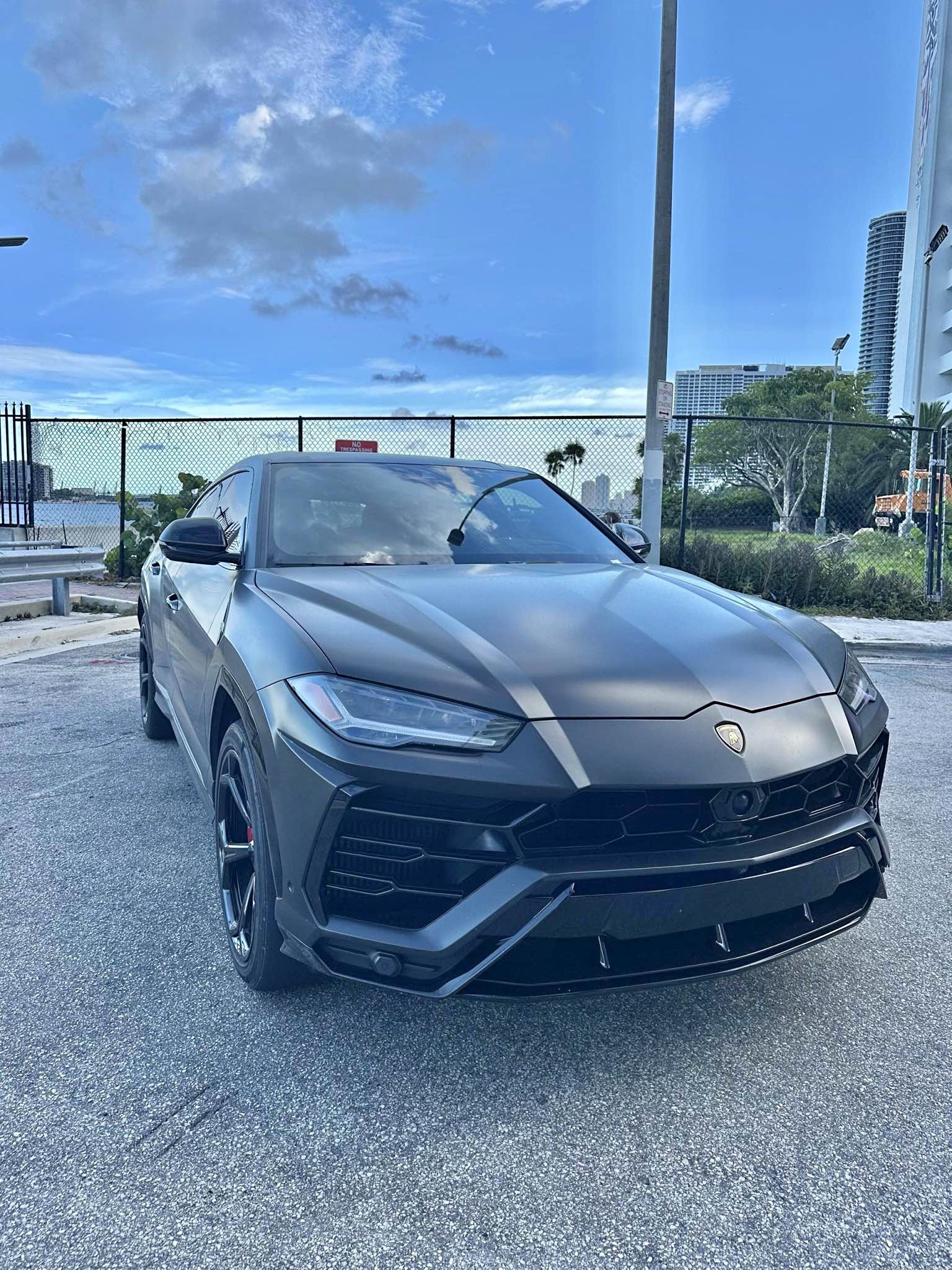 2020 Lamborghini Urus - Sport Utility 4D