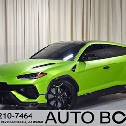 2023 Lamborghini Urus Performante