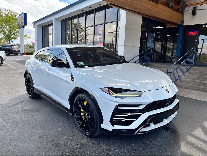 2019 Lamborghini Urus Sport Utility 4D