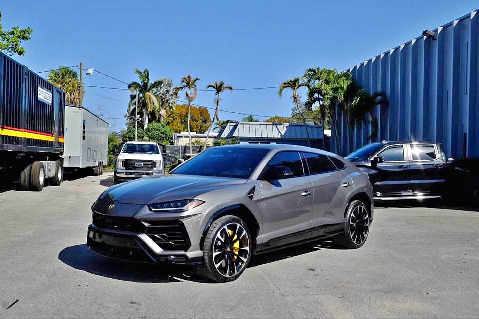2021 Lamborghini Urus - Sport Utility 4D