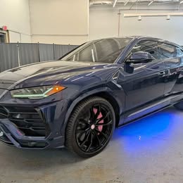 2020 Lamborghini urus