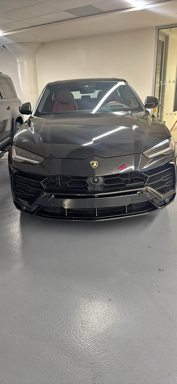 2021 Lamborghini Urus - Sport Utility 4D