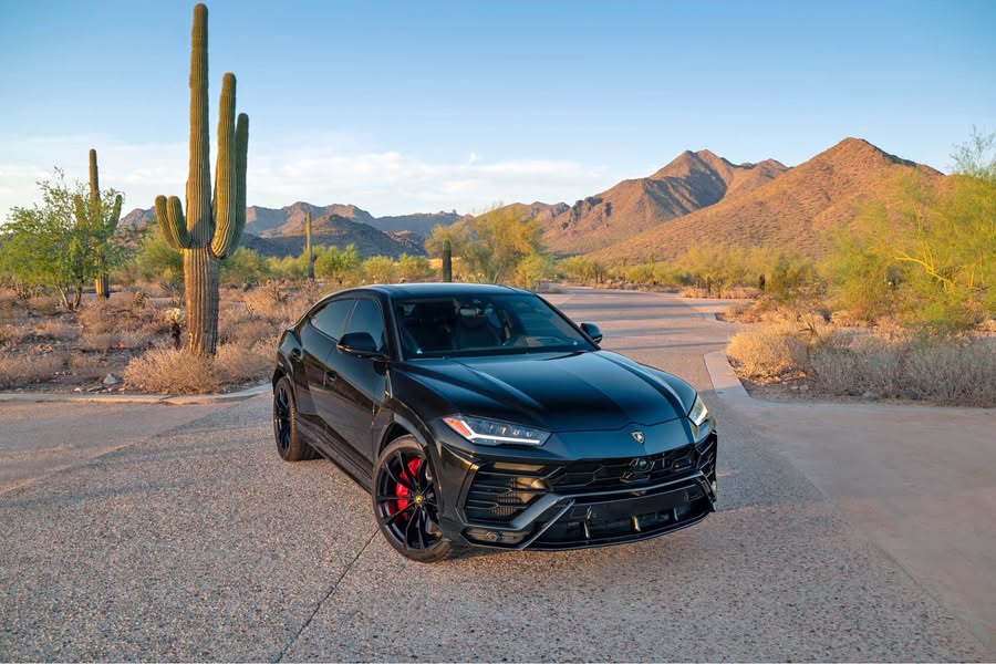 2021 Lamborghini Urus - Sport Utility 4D