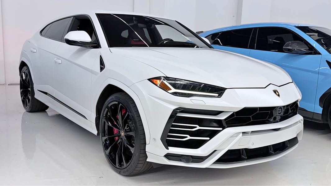 2022 Lamborghini URUS Bianco Monocerus Matt \u203c\ufe0f