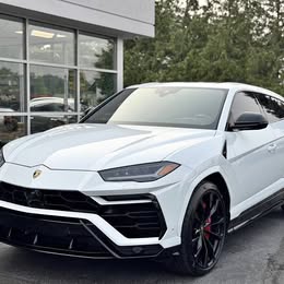 2022 Lamborghini Urus