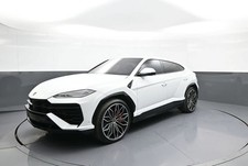 2025 Lamborghini Urus SE
