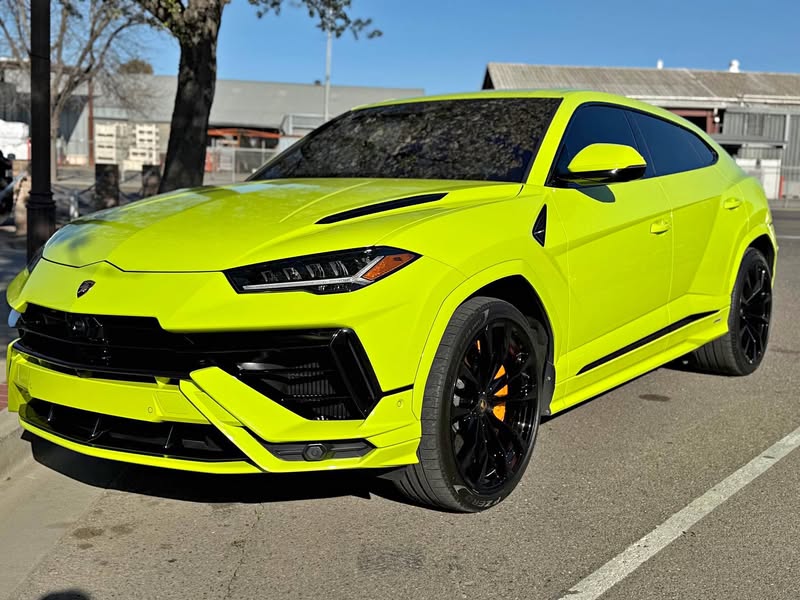 2023 Lamborghini Urus - Sport Utility 4D