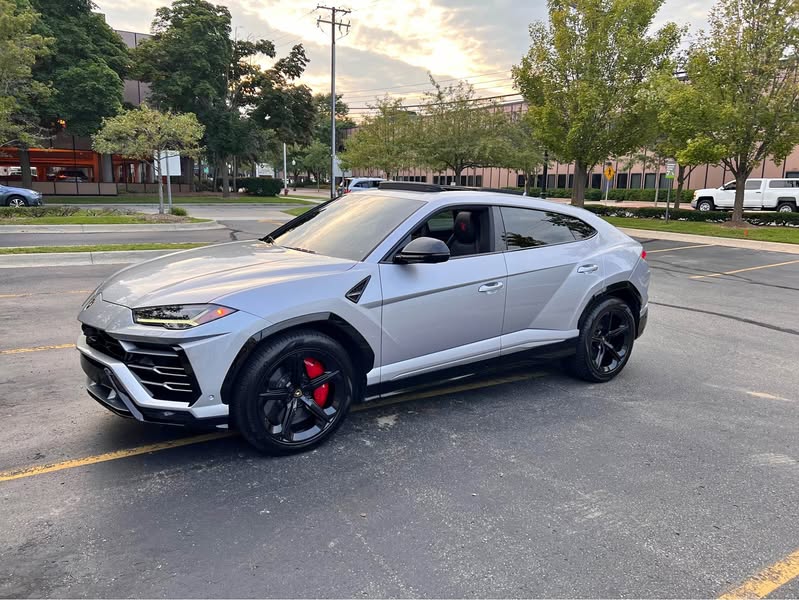 2019 Lamborghini Urus - Sport Utility 4D