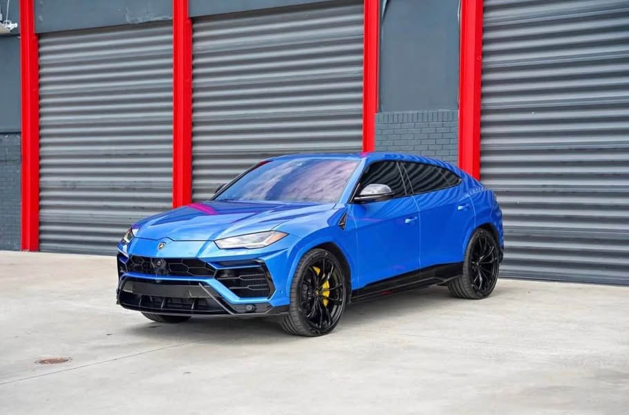 2022 Lamborghini Urus - Pearl Capsule Sport Utility 4D