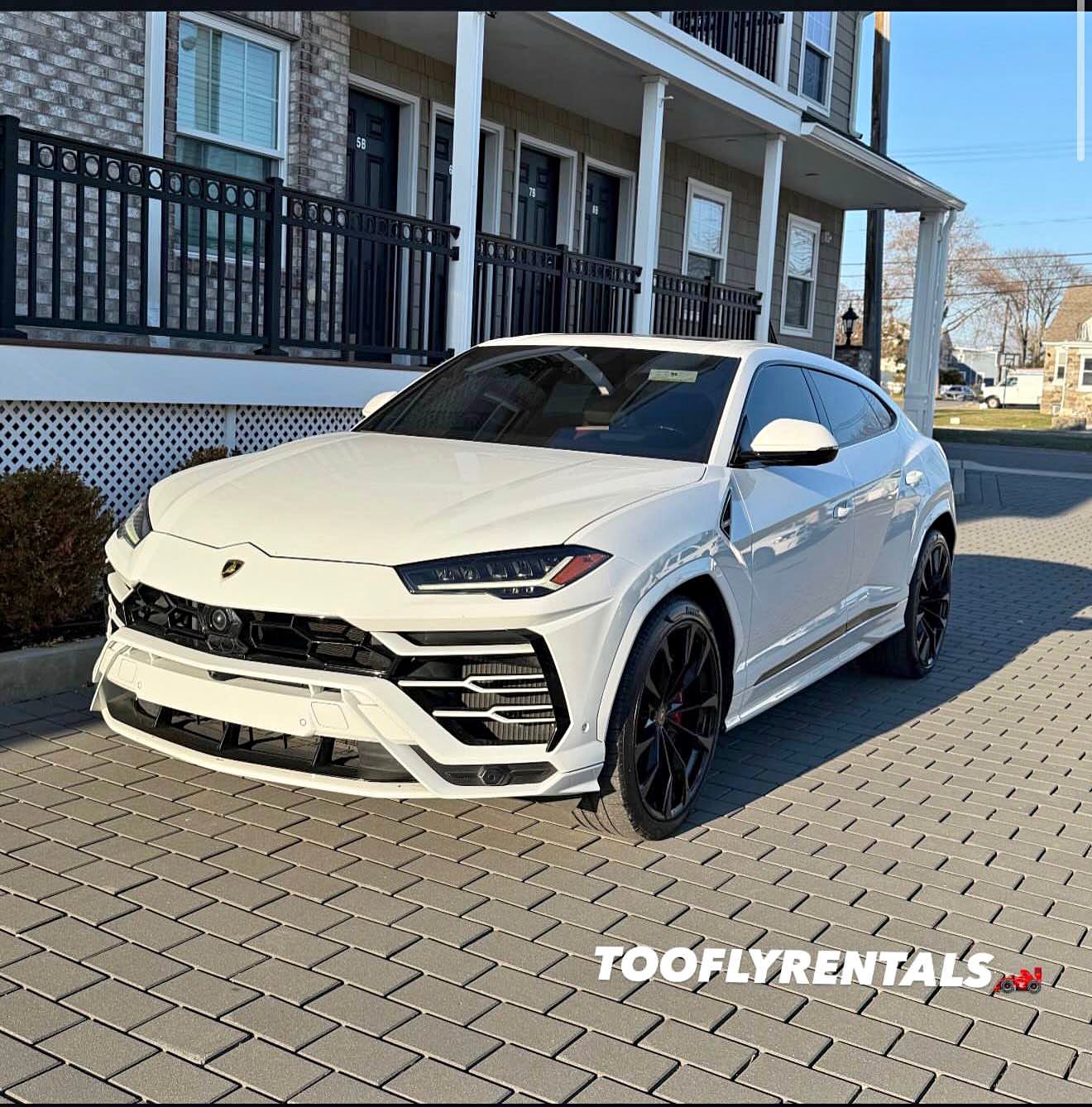 2022 Lamborghini Urus - Sport Utility 4D