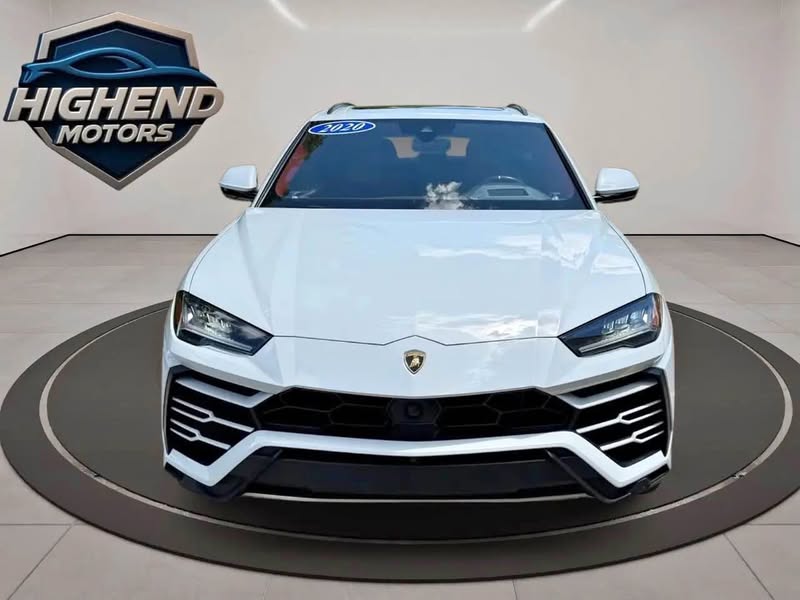 2020 Lamborghini Urus - W\/REAR ENTERTAINMENT
