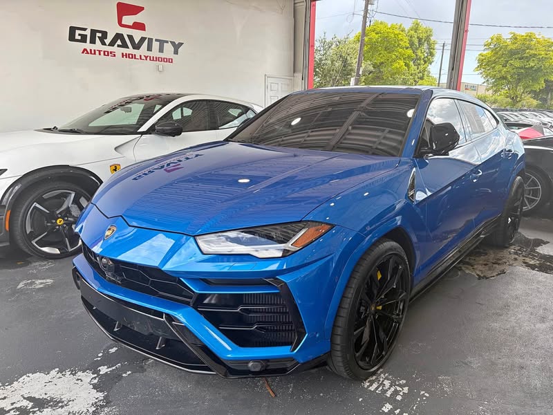 2022 Lamborghini Urus - Pearl Capsule Sport Utility 4D