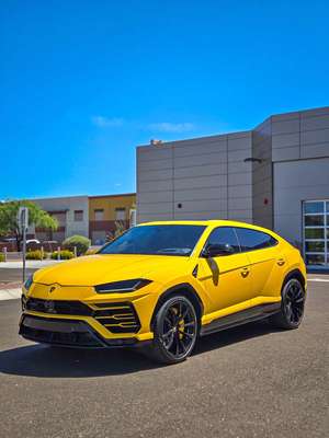 2021 Lamborghini Urus - Sport Utility 4D