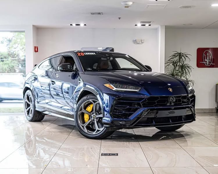 2020 Lamborghini Urus - Sport Utility 4D
