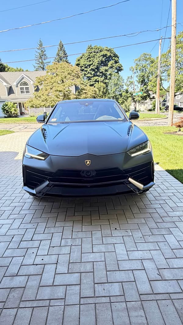 2023 Lamborghini Urus S - 36.000 Miles - Luxury Performance SUV