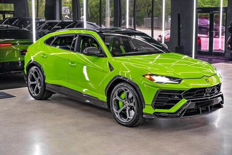 2022 Lamborghini Urus - Sport Utility 4D